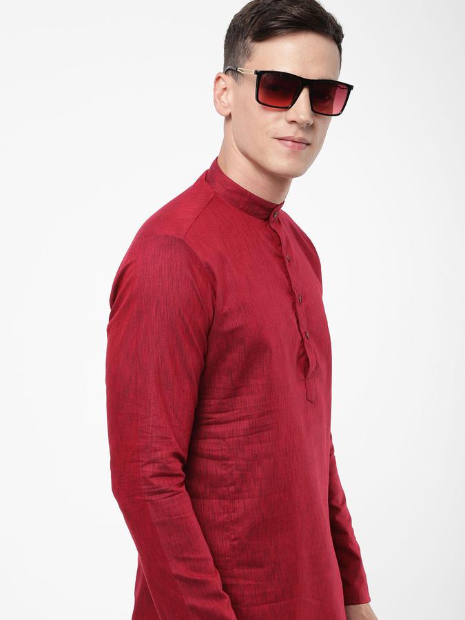 R&B Men Maroon Kurtas image number 0