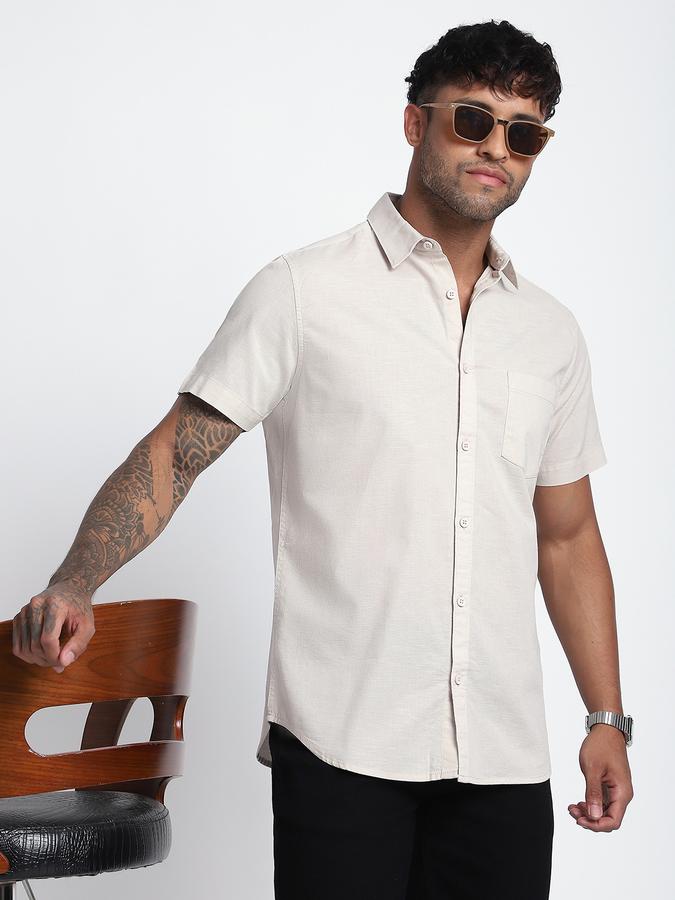 Men Cotton Regular Fit Button-Down Collar Solid Shirt