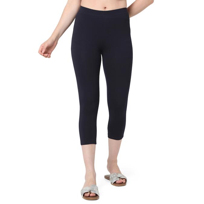 R&B Women Navy Blue Solid Capri Leggings