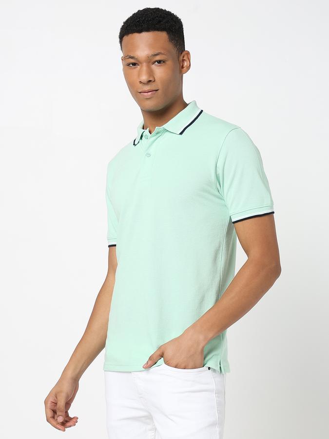 Men T-Shirt with Polo Collar image number 2