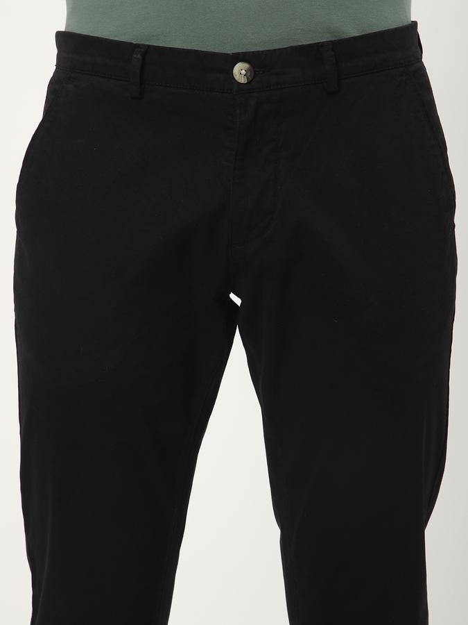 Men Cotton Slim Fit Flat Front Solid Trousers