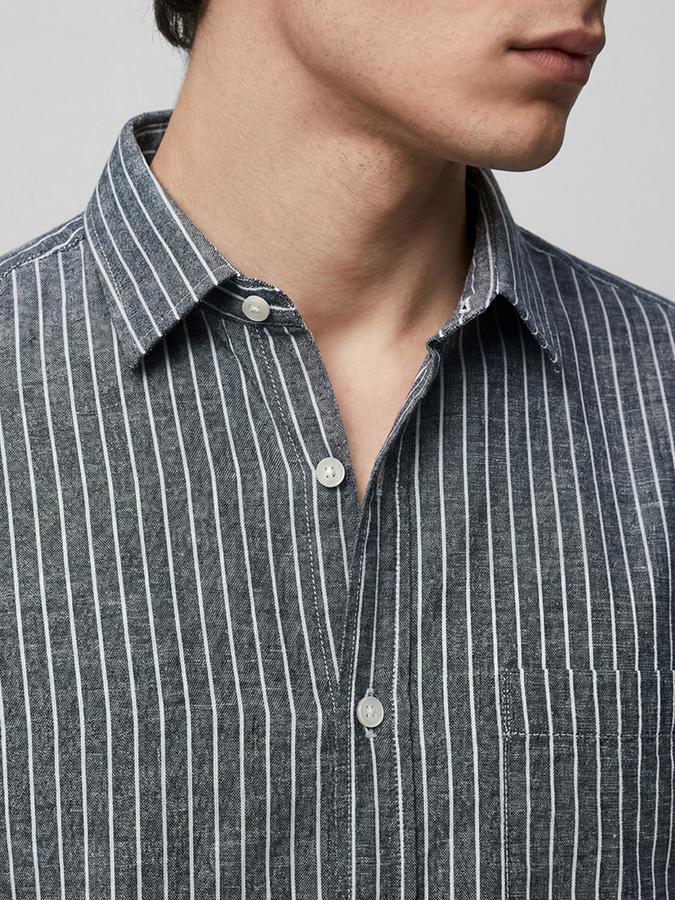 R&B Blue Striped Men Spread Collar Long Sleeves Shirt