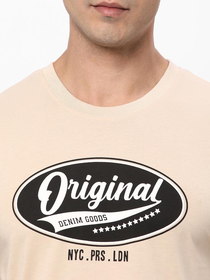 Men Typographic Print Regular Fit T-Shirt image number 3