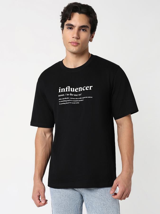 Solid Men Round Neck T-Shirt  image number 0