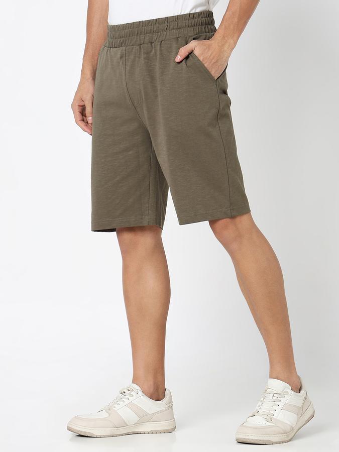 Solid Men Casual Shorts image number 2