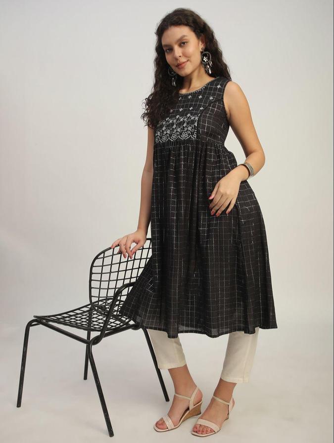 R&B Black Checked  Women Sleeveless Kurta