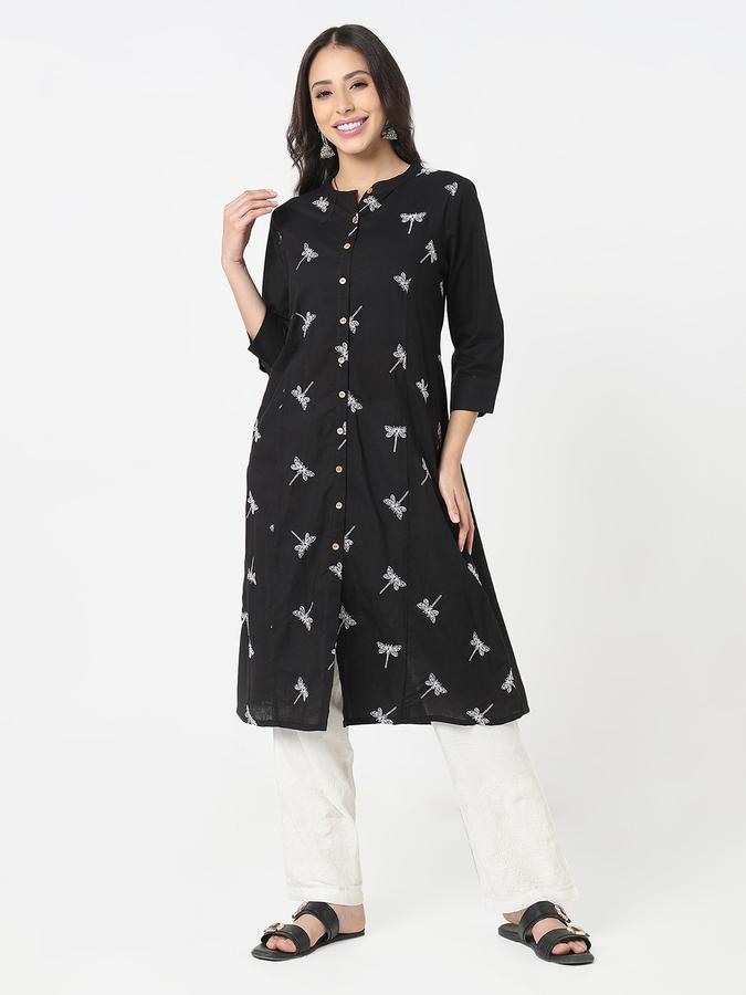 Women's regular fit dragon fly embroidered princess panel solid kurta  image number 1