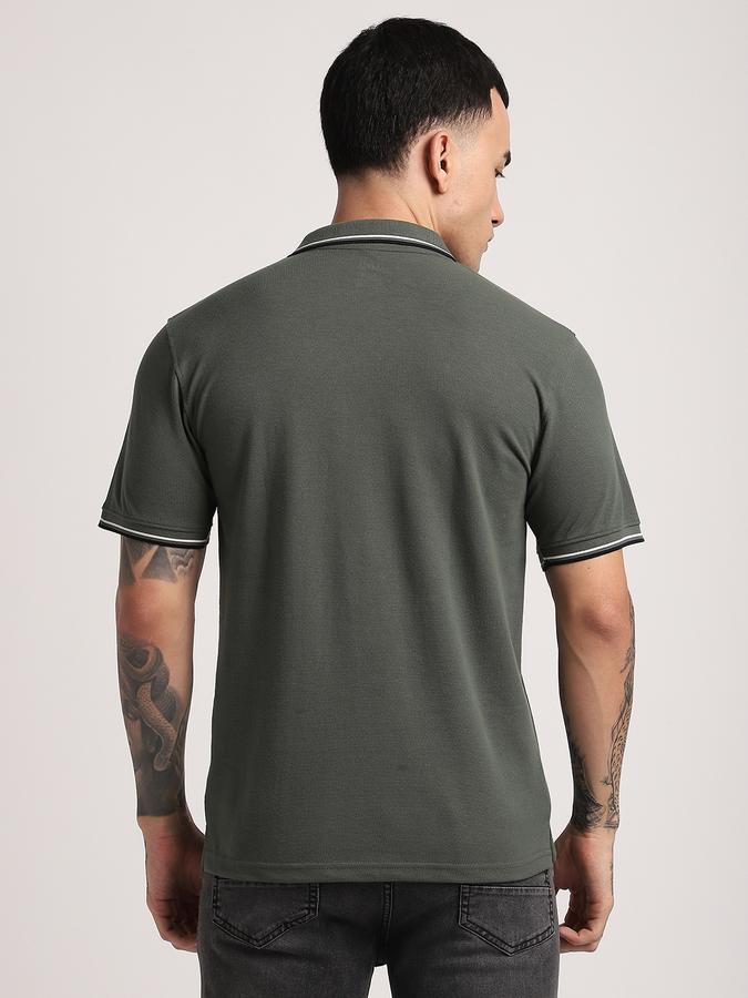 Men Cotton Blend Slim Fit Polo Neck Solid T-shirt