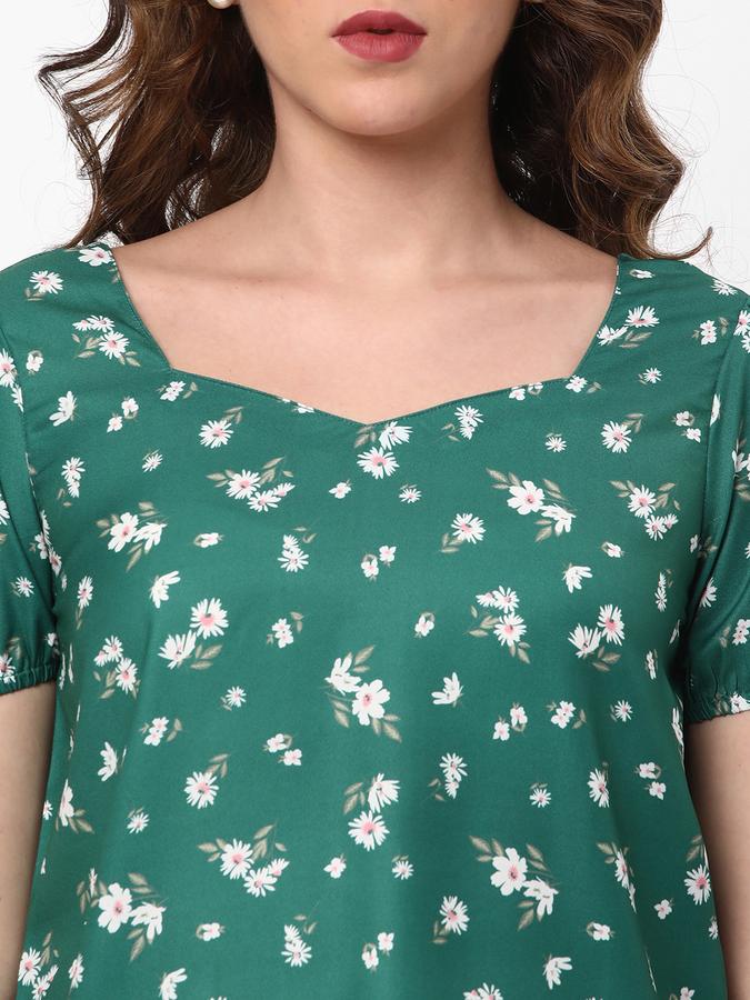 Women Printed Regular Fit Top data-index=