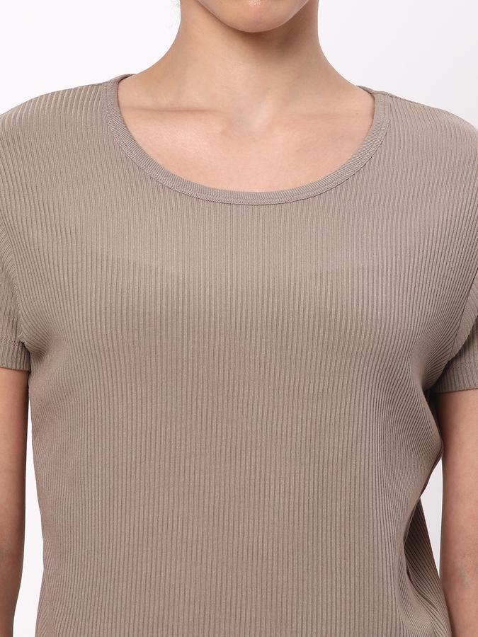 R&B Women Ribbed Round-Neck Top image number 3