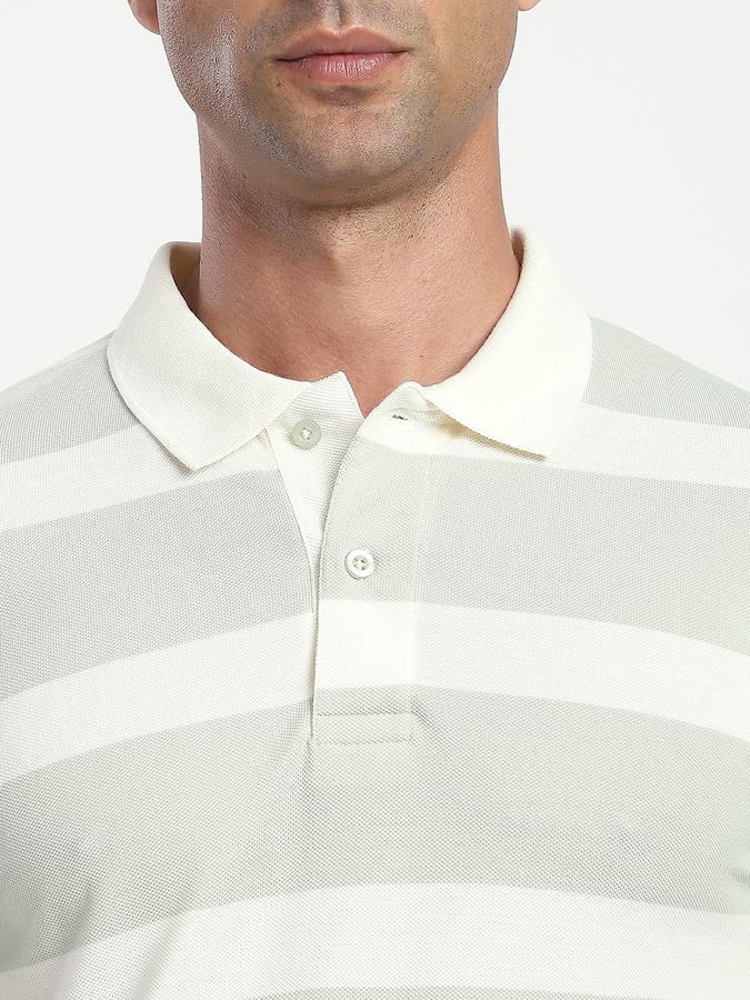 Men Cotton Blend Slim Fit Polo Neck Striped T-shirt