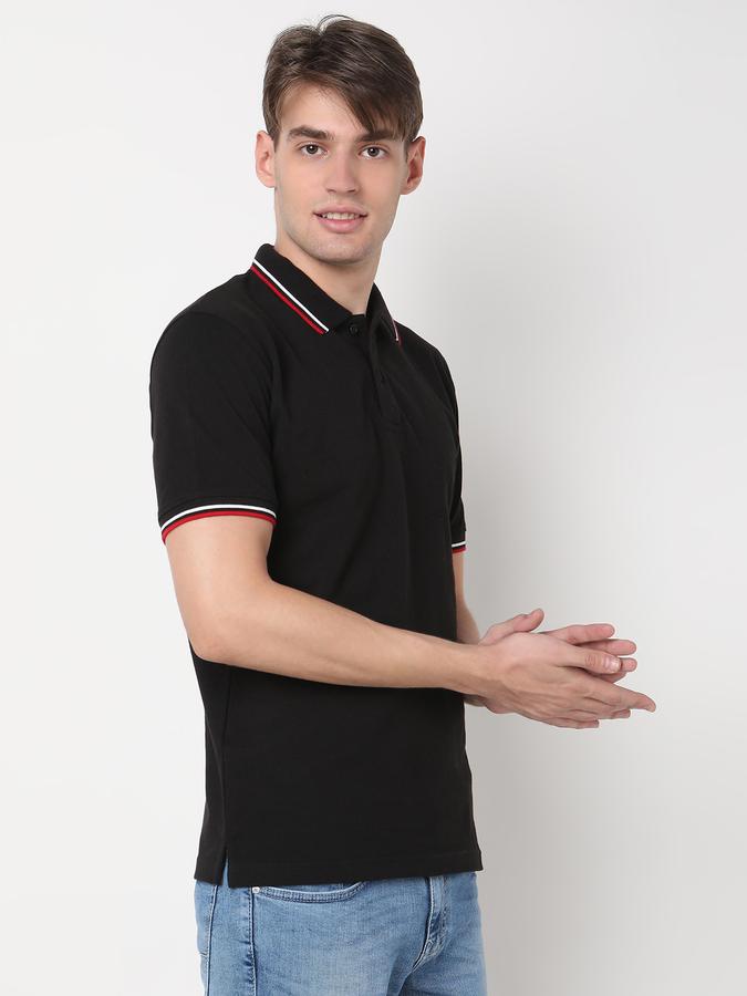 Men Regular Fit Polo T-Shirt with Ribbed Hem image number 2