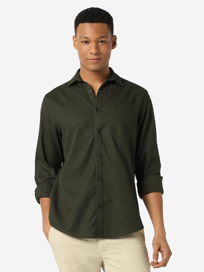 Men Shirt with Spread Collar  data-index=