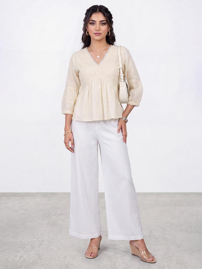 R&B Womens Off White V-Neck Three-Quarter Sleeves Textured Peplum Top