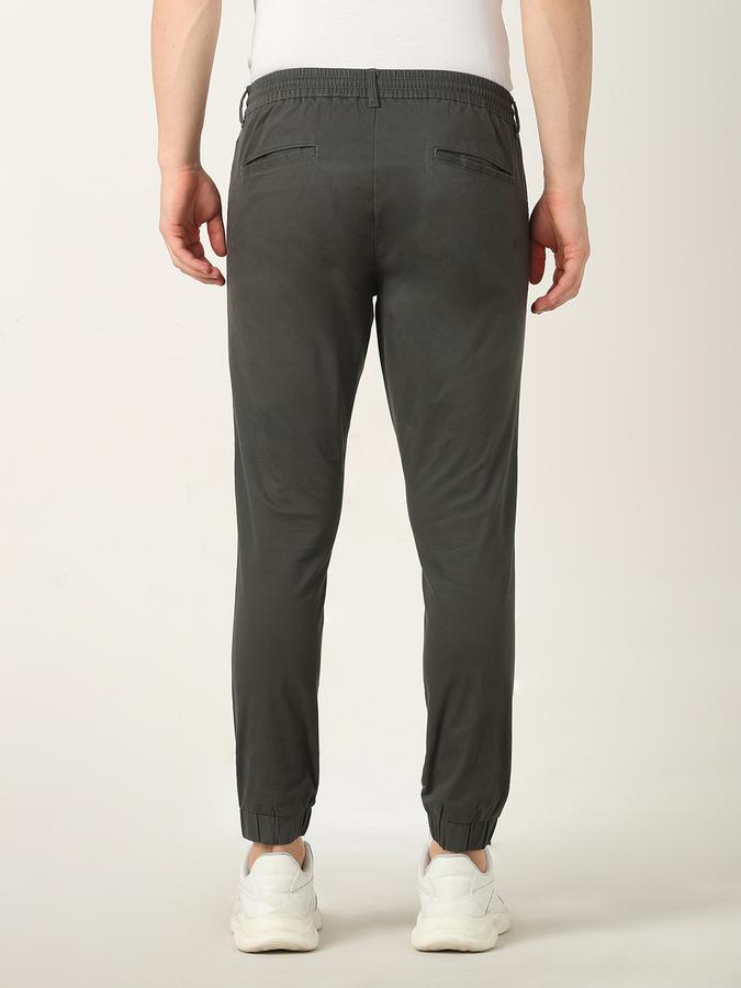 Men Slim Fit Flat-Front Trousers image number 3
