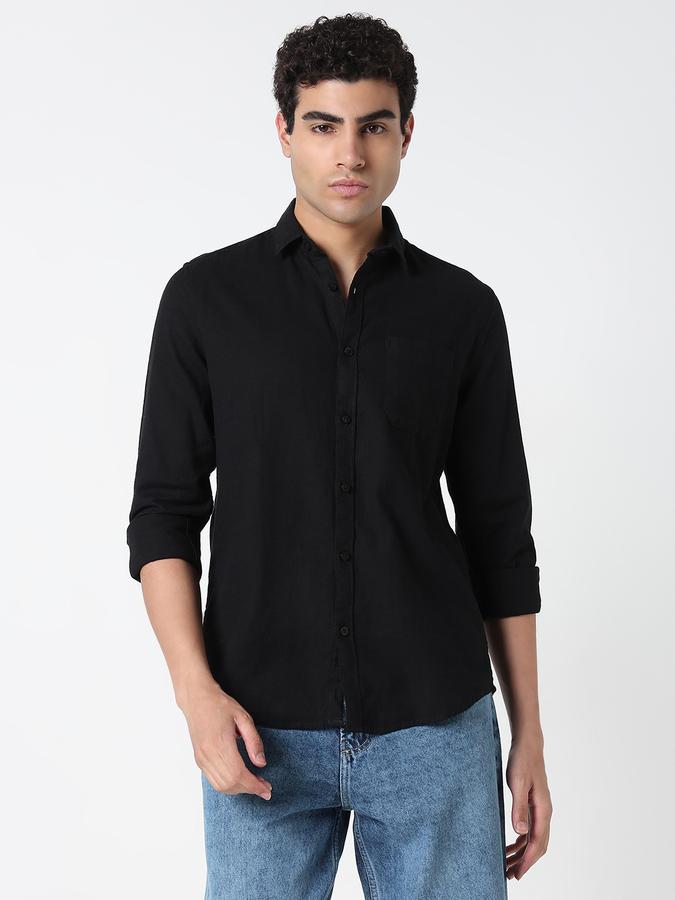 Men Solid Casual Shirt image number 1