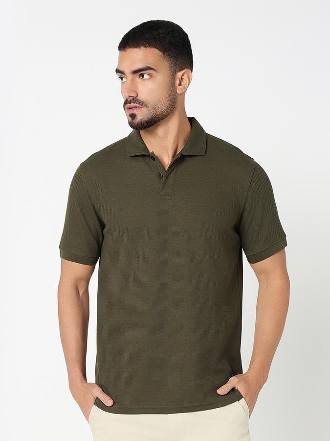 Solid Men Polo Neck T-Shirt image number 1