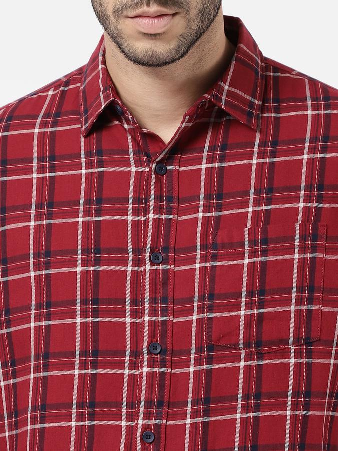 R&B Red Men Casual Shirts image number 3
