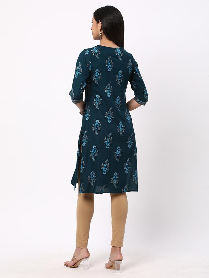 R&B Women Blue Kurtas image number 2
