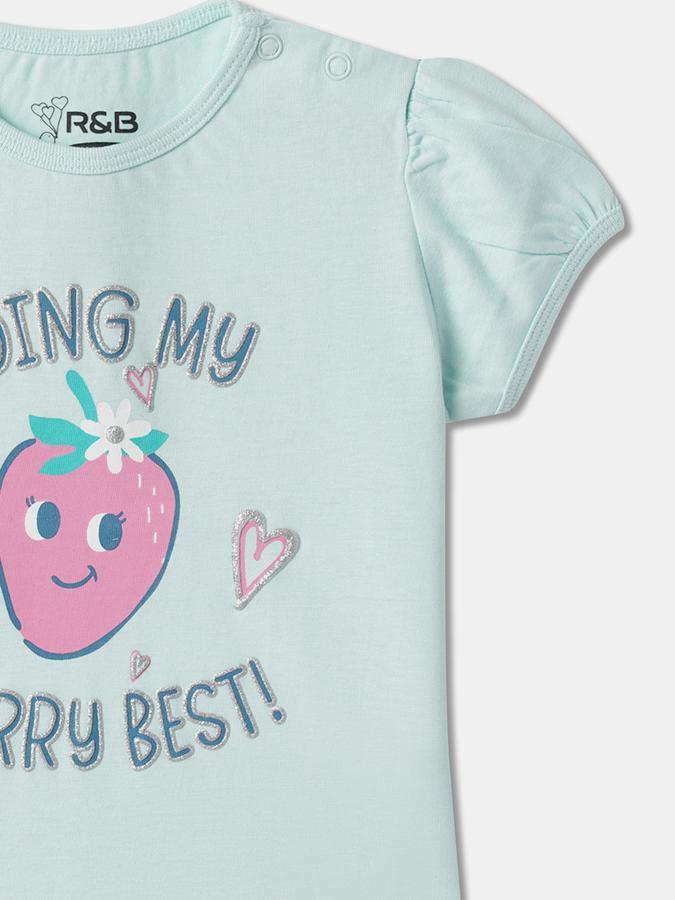 Girls Typographic Print Regular Fit T-Shirt image number 2