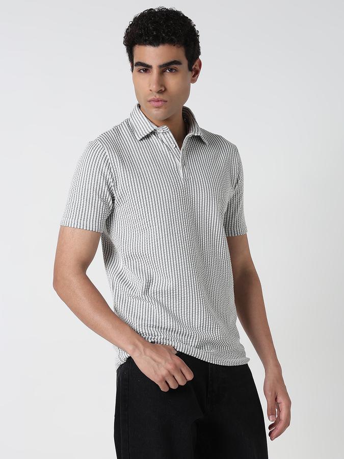 Printed Men Polo Neck Silver T-Shirt image number 3