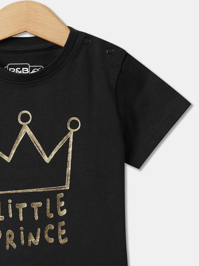 Boys Relaxed Fit Round-Neck T-Shirt image number 2