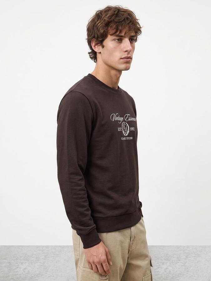 R&B Men Dark Brown Typography Print Round Neck Long Sleeves Sweatshirt