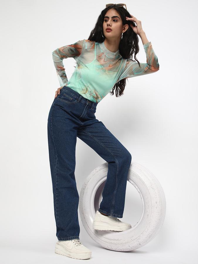 Women Mid-Wash Relaxed Fit Jeans image number 1