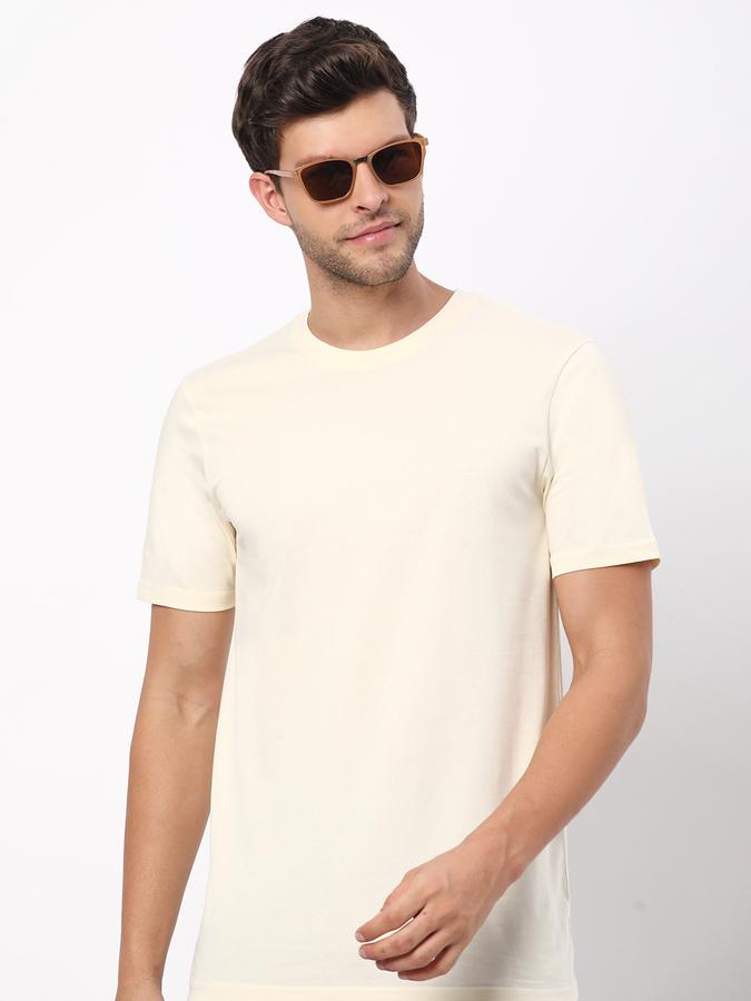 Men Regular Fit Crew-Neck T-Shirt image number 0