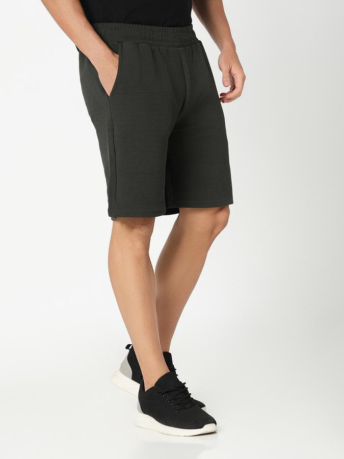 Men Solid Shorts image number 3