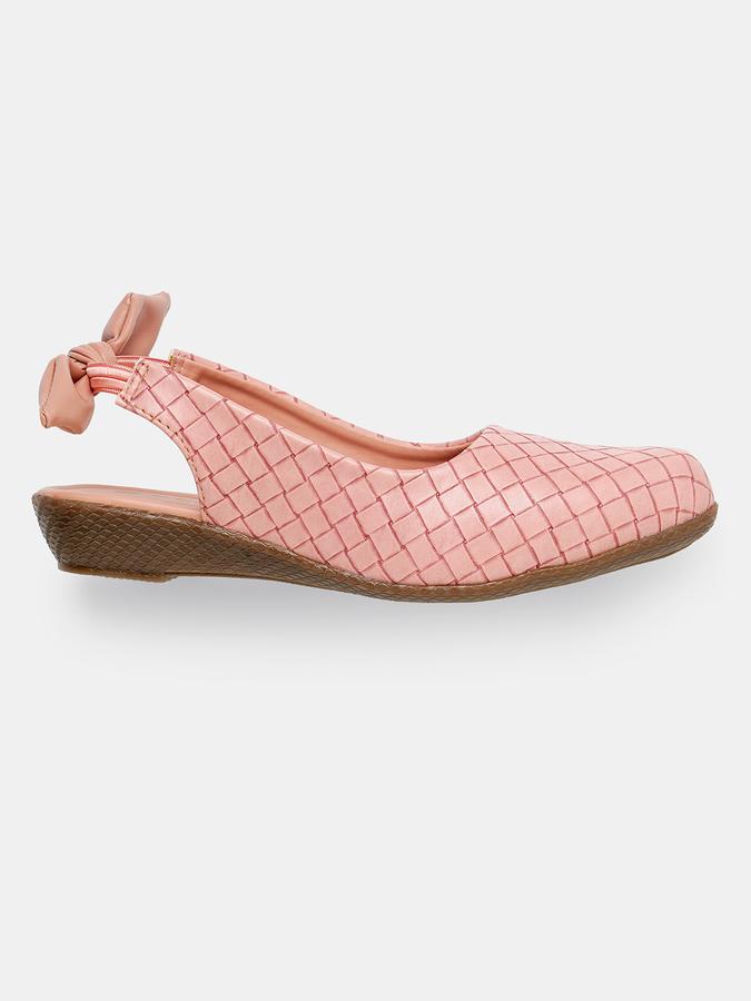 Women Round Toe Slip-On Flat Shoes image number 1
