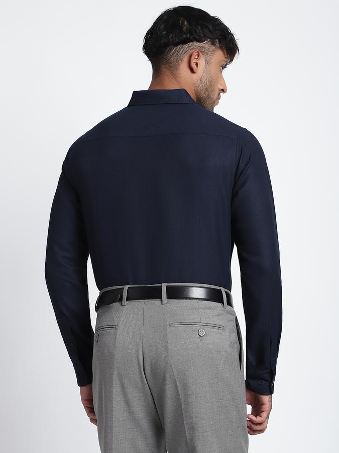 Men Cotton Blend Regular Fit Point Collar Solid Shirt