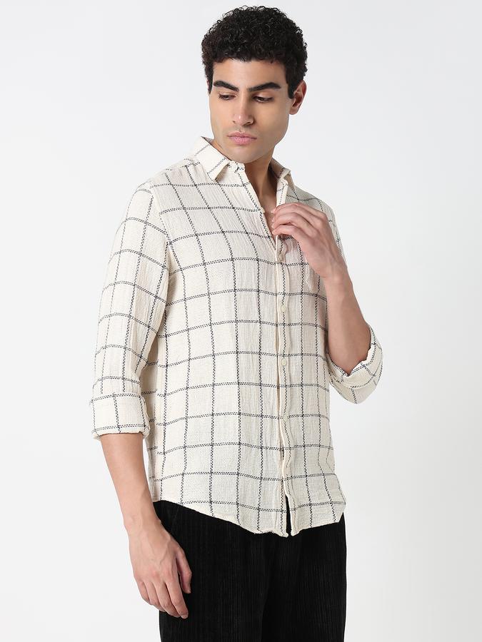 Men Checkered Casual Shirt image number 2