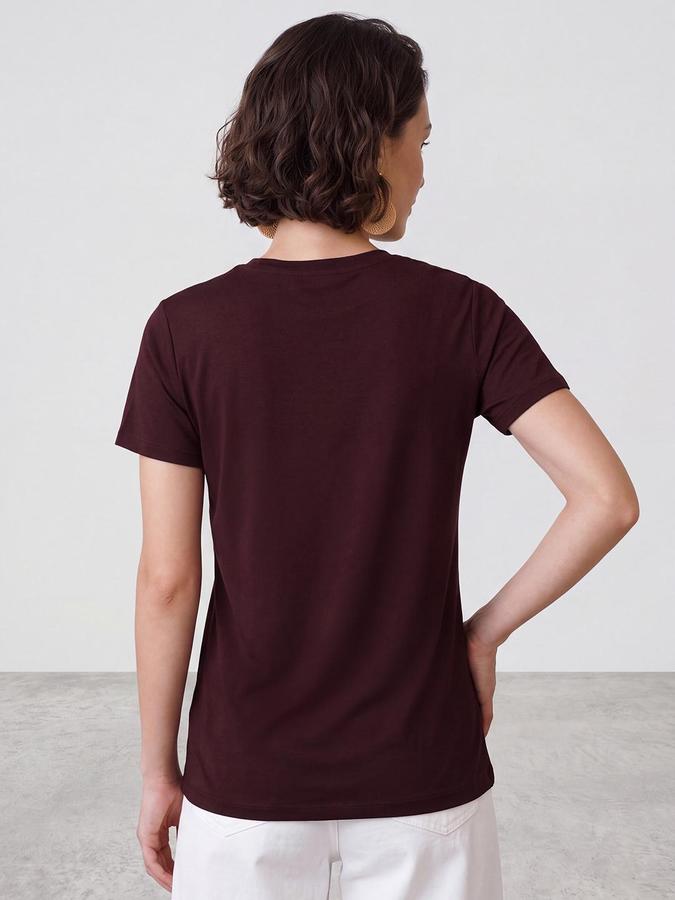 R&B Women Red Short Sleeve V Neck Solid T-Shirt