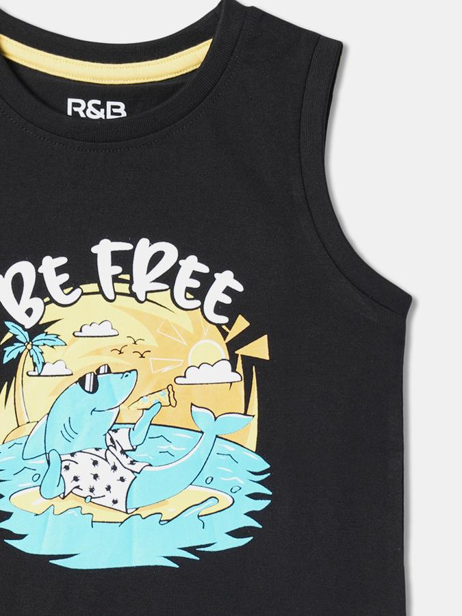 Boys Graphic Print Round-Neck Relaxed Fit T-Shirt image number 2