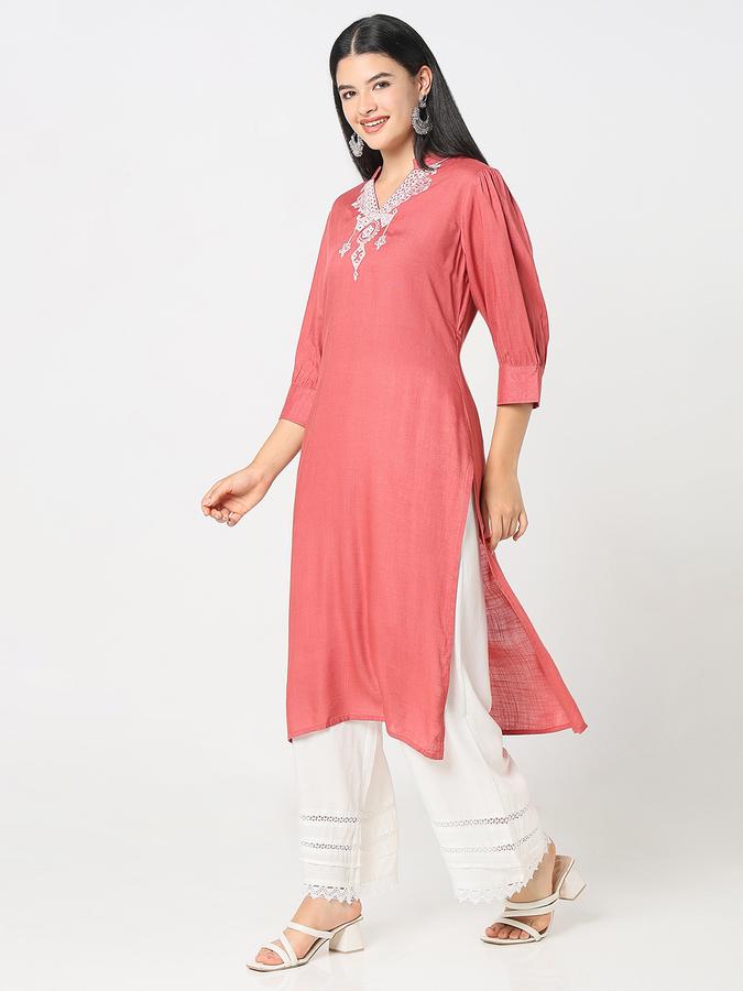 Women Embroidered Straight Kurta image number 2