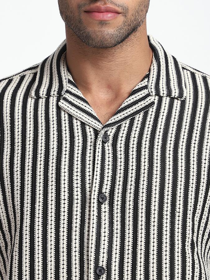 Men Cotton Blend Relaxed Fit Cuban Collar Striped Shirt