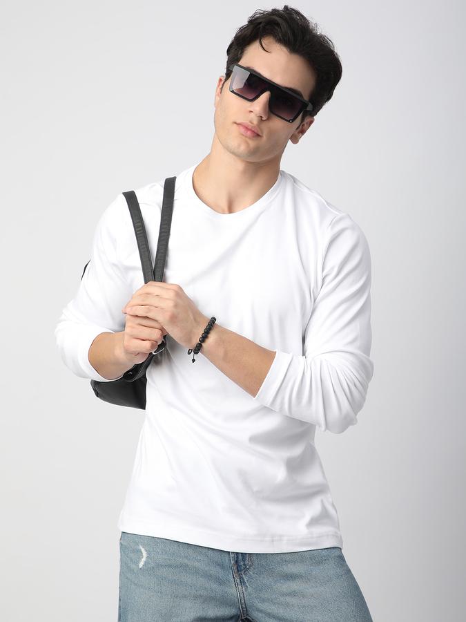 Solid Men Round Neck T-Shirt image number 0