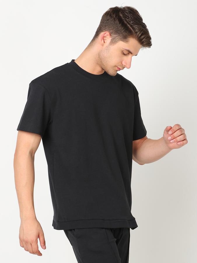 R&B Men's Solid T-Shirt image number 2