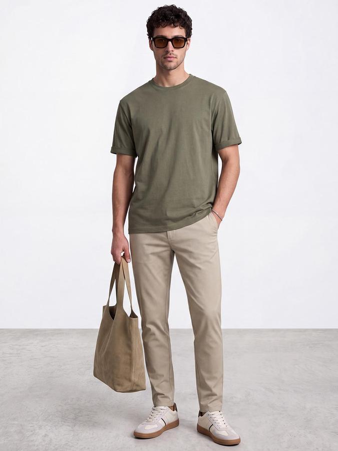 R&B Men Khaki Mid Rise Slim Fit Chinos