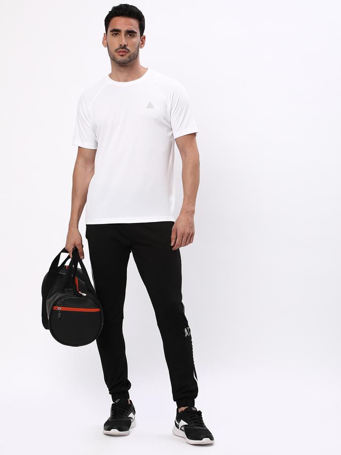 R&B Men's Active Solid T-Shirt image number 1