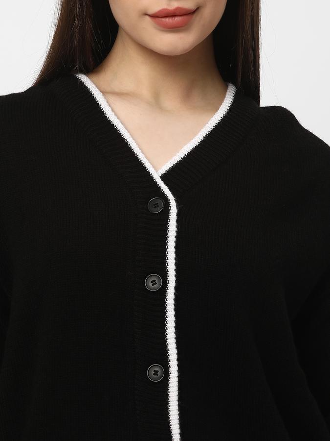Women Acrylic Regular Fit V-Neck Solid Sweater