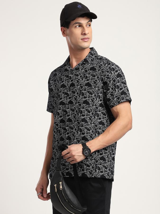 Men Cotton Relaxed Fit Spread Collar Graphic Shirt