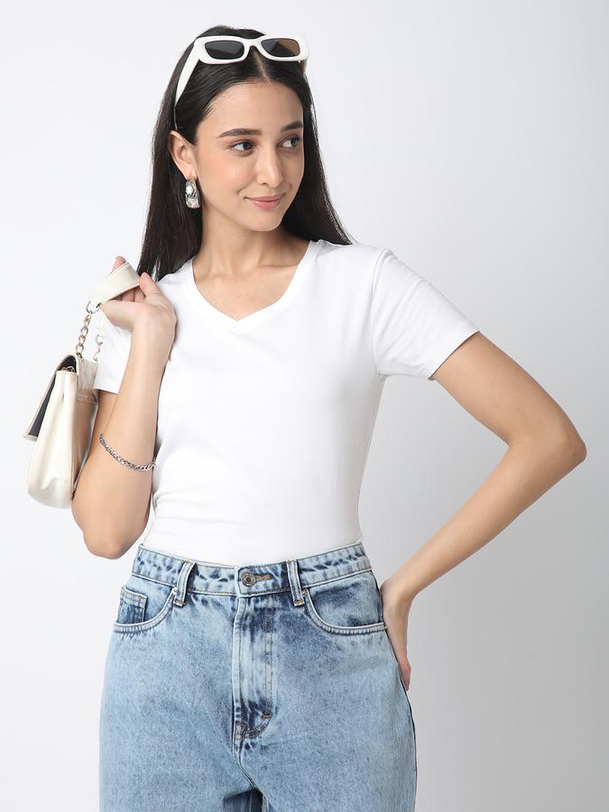 Solid Women V Neck T-Shirt image number 0