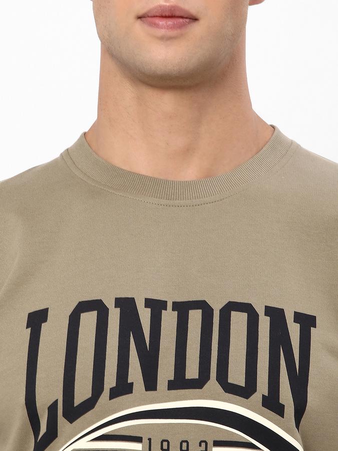 Men Fleece Regular Fit Crew Neck Graphic Sweatshirt