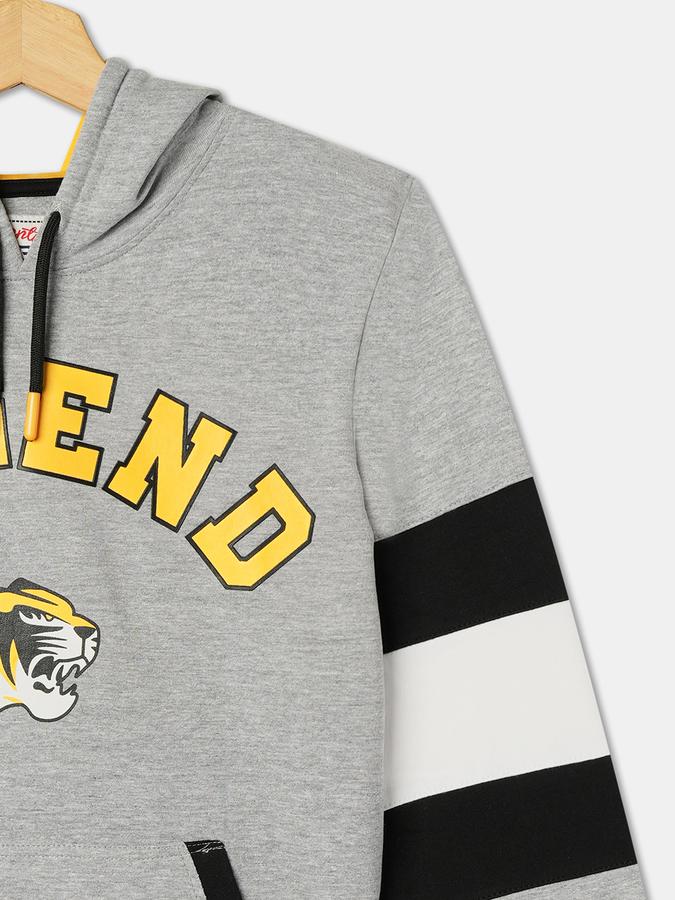 Boys Typographic Print Regular Fit Sweatshirt image number 2