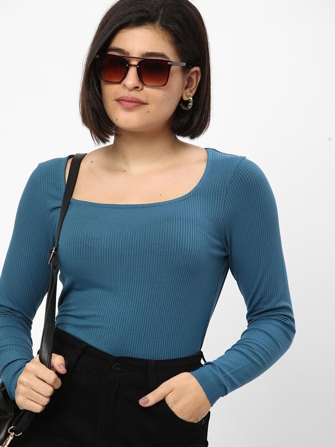 Women Ribbed Slim Fit Square-Neck T-Shirt image number 0