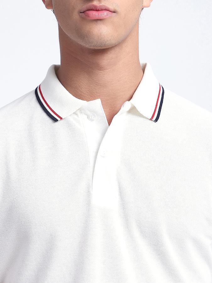 Men Cotton Blend Slim Fit Polo Neck Solid T-shirt