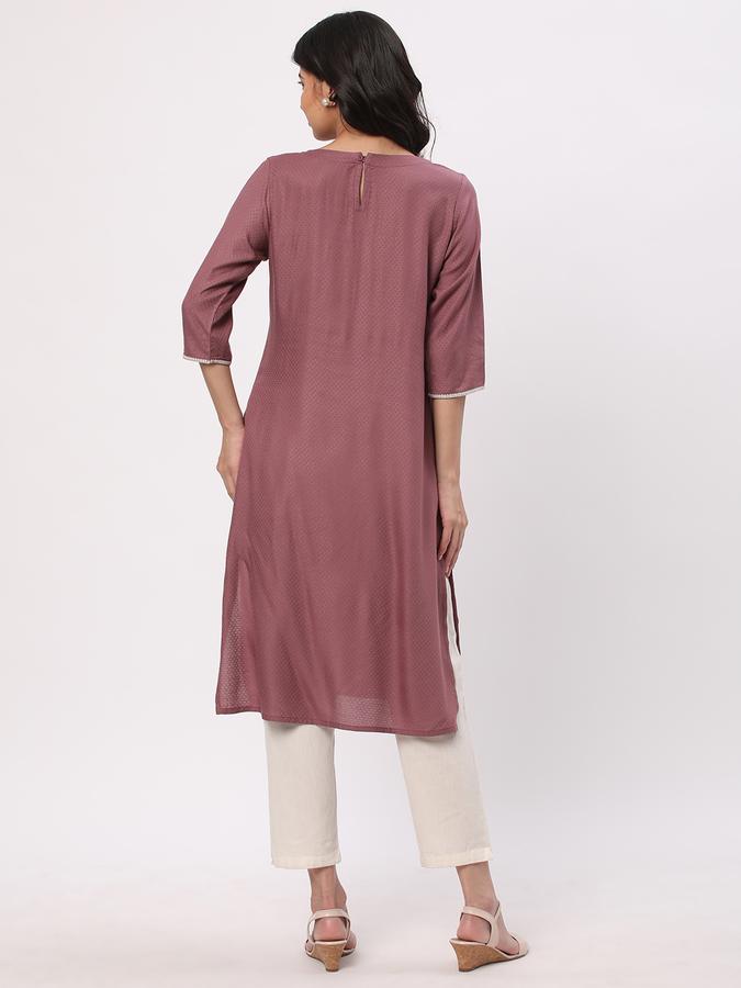 Women Embroidered Straight Kurta  image number 2
