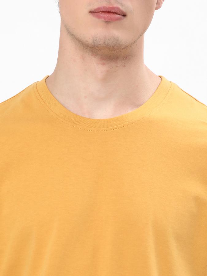 Men Crew-Neck T-Shirt image number 3
